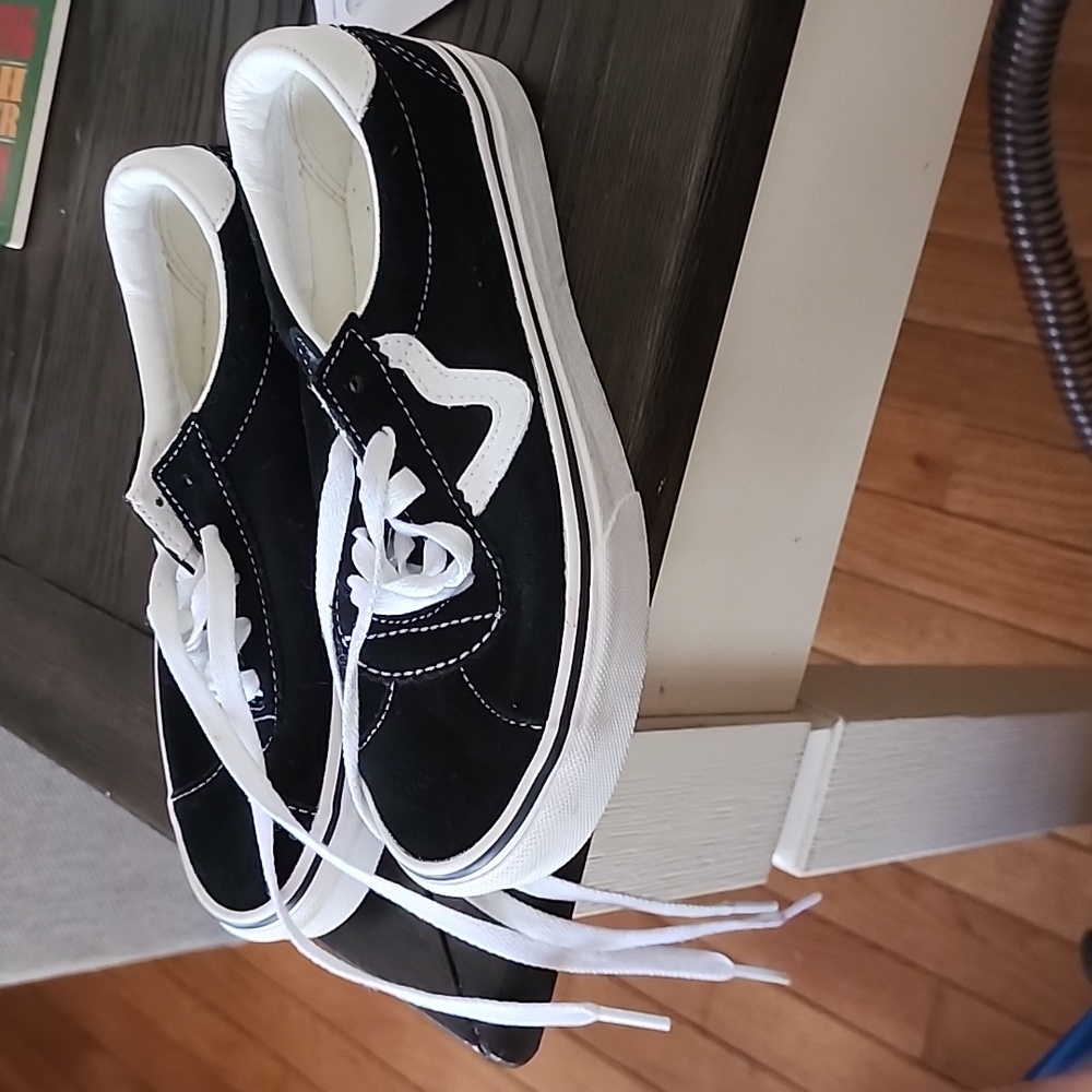 Black van sneakers women size 5 - Picture 2 of 2